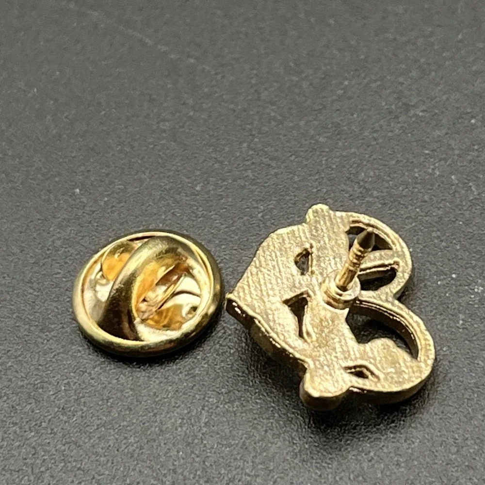 Heart Grandma Gold Tone Pearl Lapel Hat Pin‎